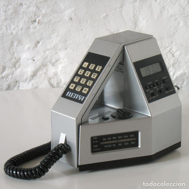 Teléfono radio despertador vintage